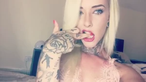 10301912