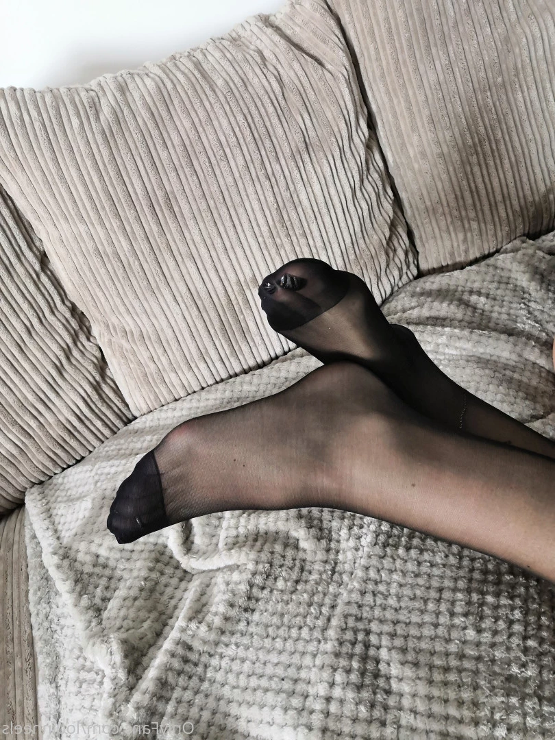 Lou In Heels [ louinheels ] Onlyfans leaked photo 10138296 on Hotleaks.tv