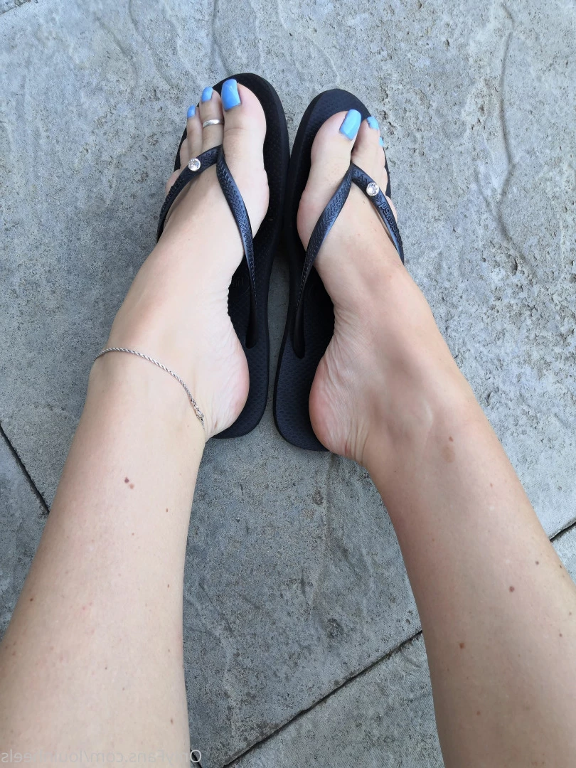 Lou In Heels [ louinheels ] Onlyfans leaked photo 10147034 on Hotleaks.tv