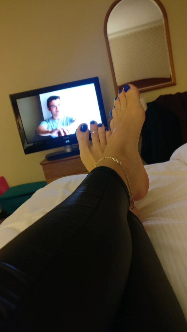 Lou In Heels [ louinheels ] Onlyfans leaked photo 10147374 on Hotleaks.tv