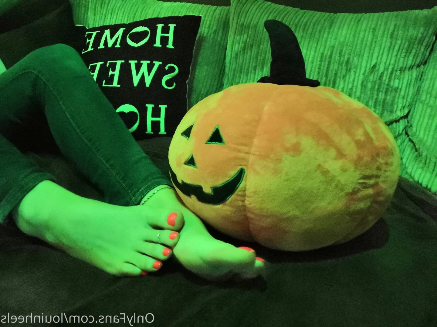 Lou In Heels [ louinheels ] Onlyfans leaked photo 10152319 on Hotleaks.tv