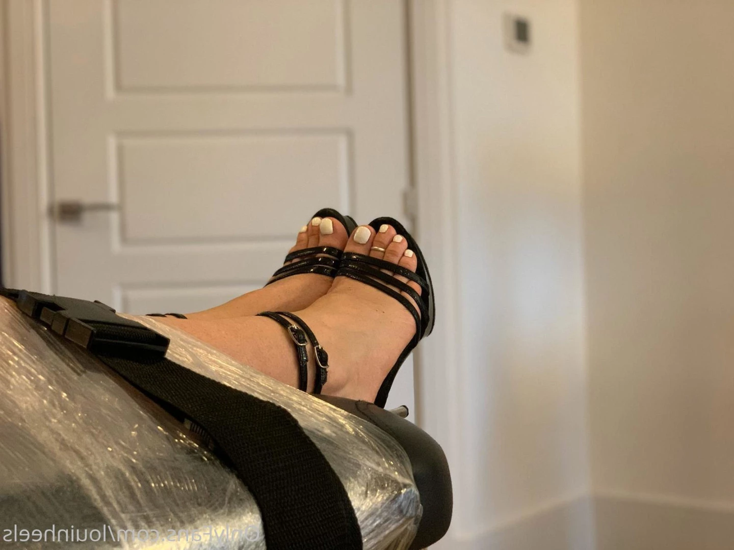 Lou In Heels [ louinheels ] Onlyfans leaked photo 10155298 on Hotleaks.tv
