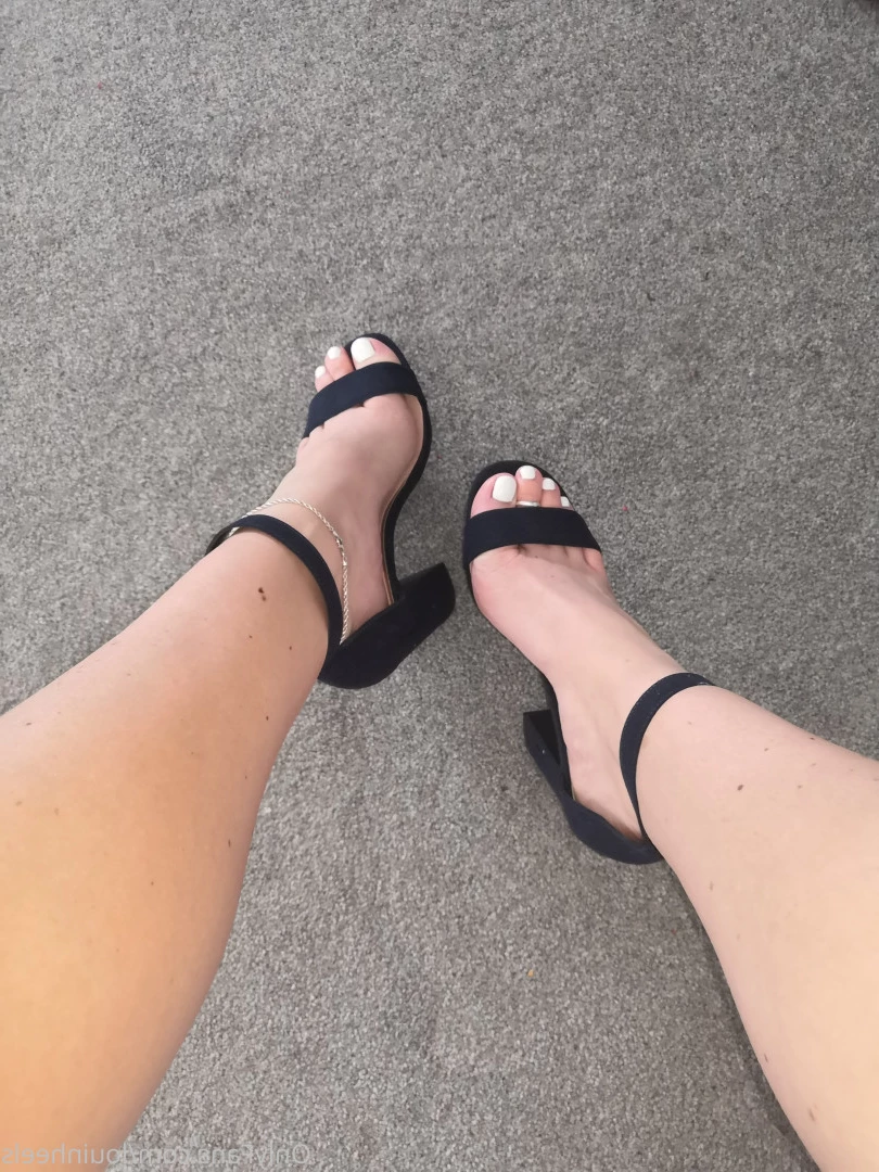 Lou In Heels [ louinheels ] Onlyfans leaked photo 10169394 on Hotleaks.tv