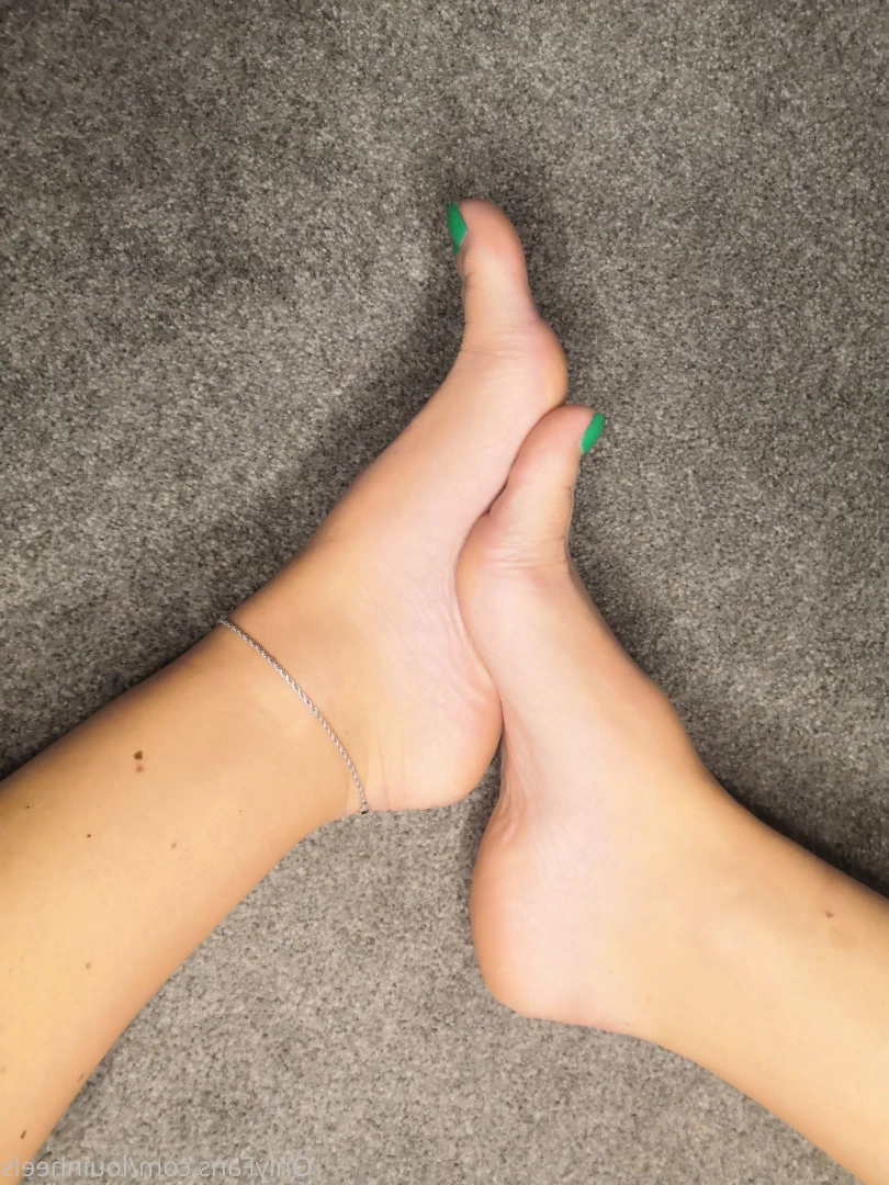 Lou In Heels [ louinheels ] Onlyfans leaked photo 10174390 on Hotleaks.tv