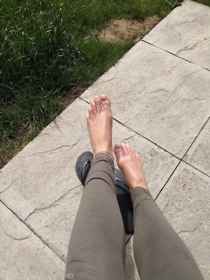 Lou In Heels [ louinheels ] Onlyfans leaked photo 10181682 on Hotleaks.tv