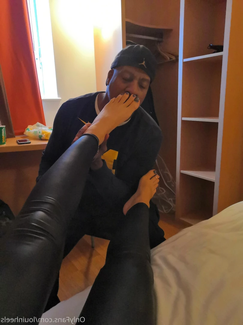 Lou In Heels [ louinheels ] Onlyfans leaked photo 10184257 on Hotleaks.tv