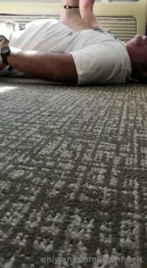 10300829