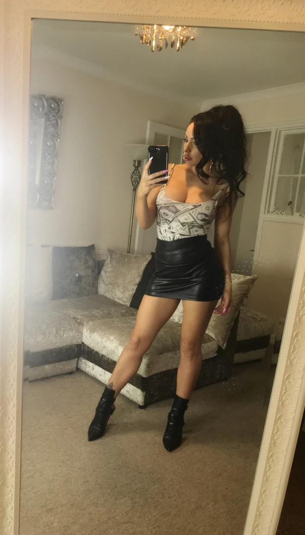 ♔ LadyNina ♔ [ love_lady_nina ] Onlyfans leaked photo 8563879 on Hotleaks.tv