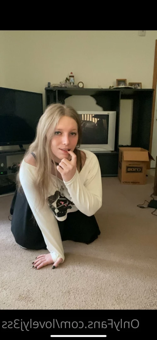 Lovely_jesss [ lovelyj3ss ] Onlyfans leaked photo 8279791 on Hotleaks.tv