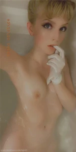 8458427