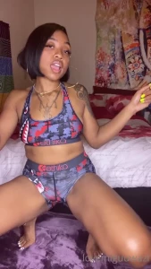 10295229
