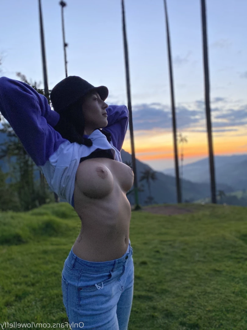 Effy [ lowelleffy ] Onlyfans leaked photo 8507304 on Hotleaks.tv