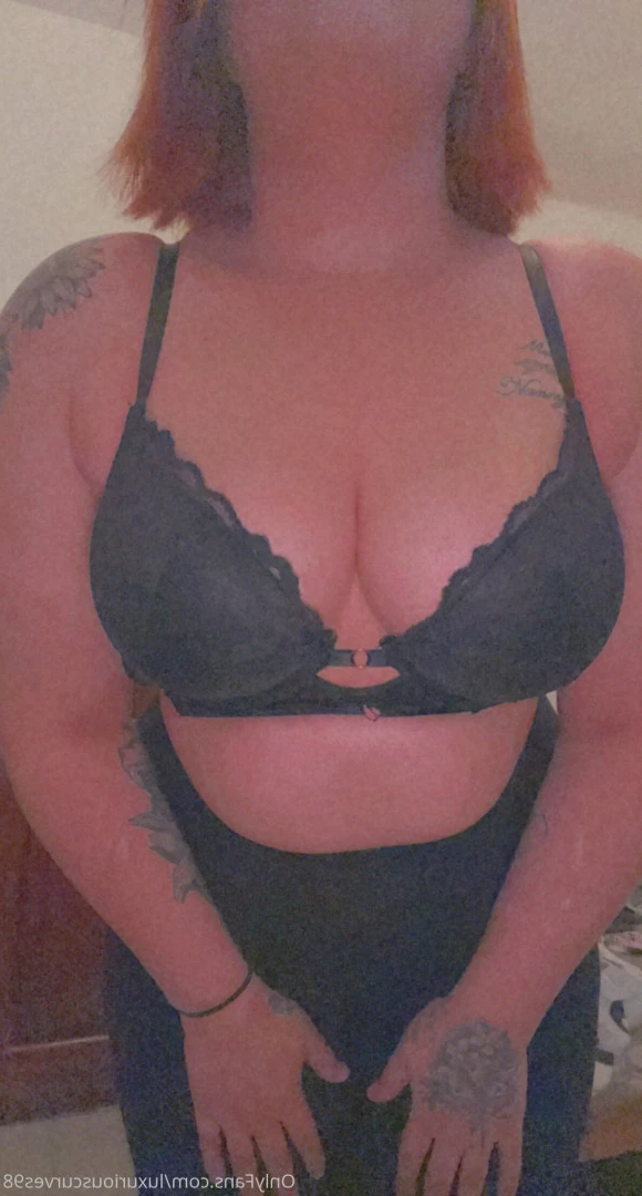 TheSexylesbians😍 [ sexylesbiancouple98 ] Onlyfans leaked photo 10129456 on Hotleaks.tv