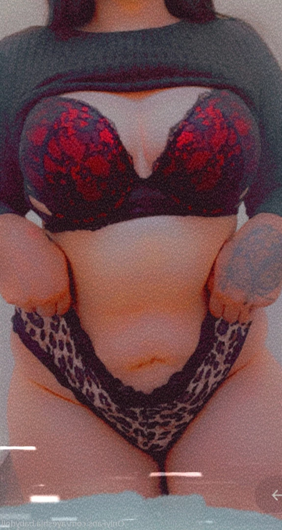 TheSexylesbians😍 [ sexylesbiancouple98 ] Onlyfans leaked photo 10131897 on Hotleaks.tv