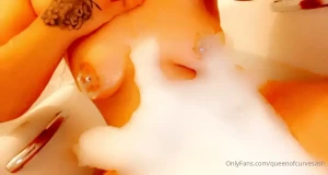 TheSexylesbians😍 [ sexylesbiancouple98 ] Onlyfans leaked video 10285476 on Hotleaks.tv