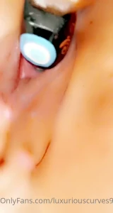 10285629