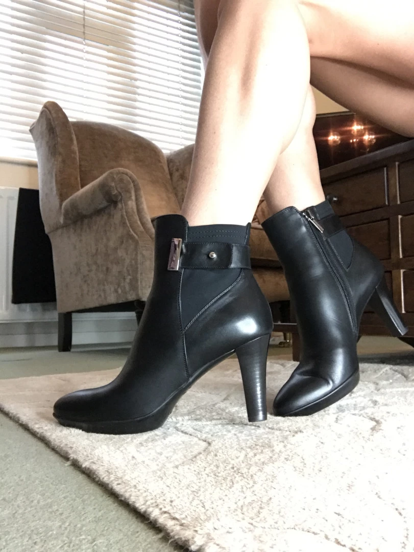 Madam Samantha Femdom &amp; Humiliatrix [ madamsamantha11 ] Onlyfans leaked photo 8332422 on Hotleaks.tv