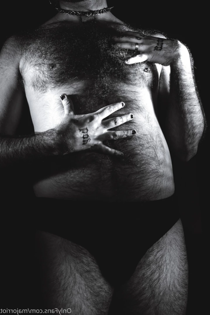 Major Riot (Hairy Gaymer) [ majorriot ] Onlyfans leaked photo 11542989 on Hotleaks.tv