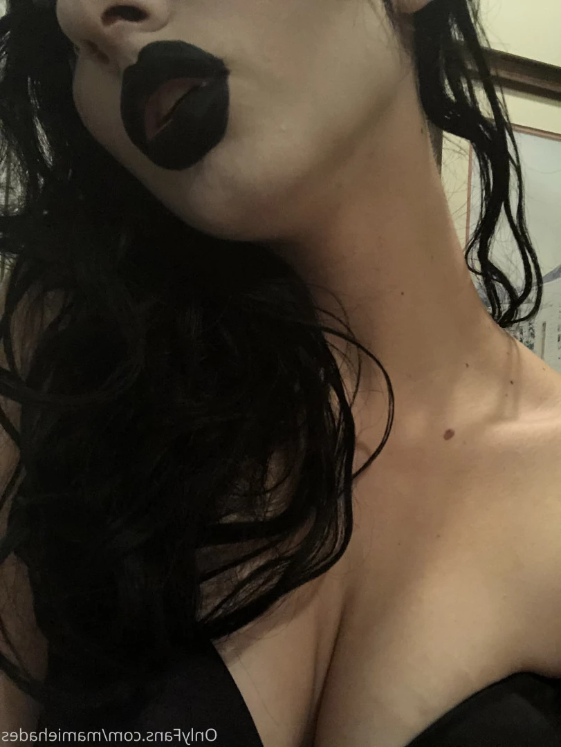 🖤 ℳ𝒶𝓂𝒾ℯ ℋ𝒶𝒹ℯ𝓈 🖤 [ mamiehades ] Onlyfans leaked photo 8597722 on Hotleaks.tv