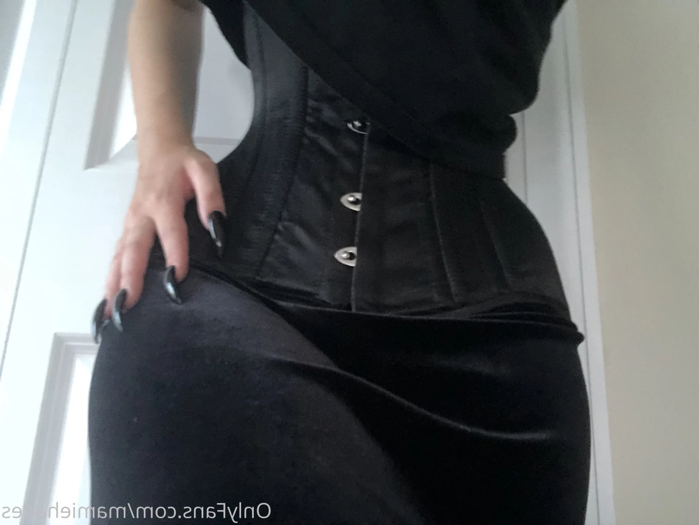 🖤 ℳ𝒶𝓂𝒾ℯ ℋ𝒶𝒹ℯ𝓈 🖤 [ mamiehades ] Onlyfans leaked photo 8598124 on Hotleaks.tv