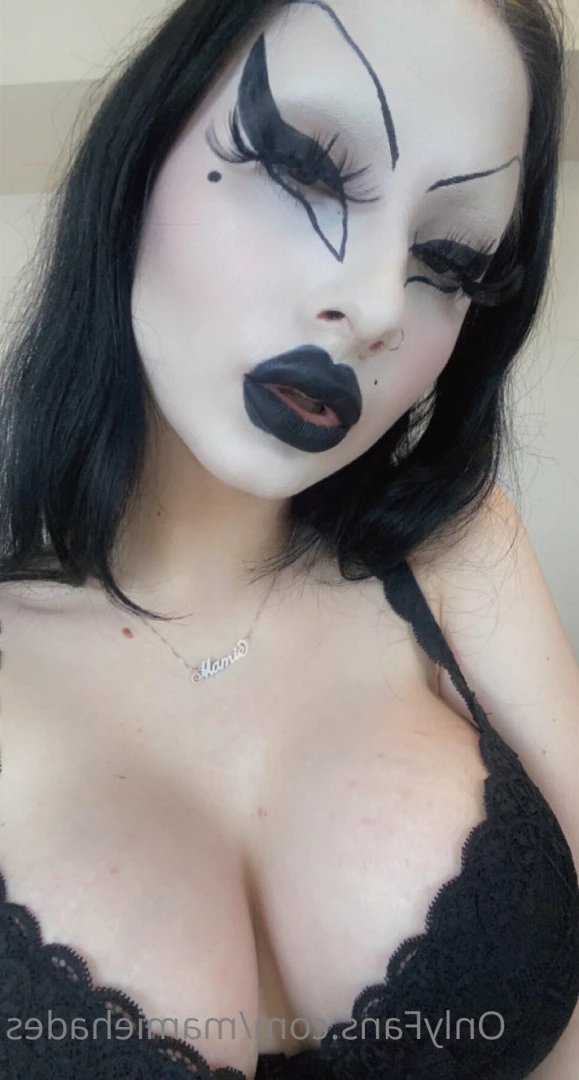 🖤 ℳ𝒶𝓂𝒾ℯ ℋ𝒶𝒹ℯ𝓈 🖤 [ mamiehades ] Onlyfans leaked photo 8598581 on Hotleaks.tv