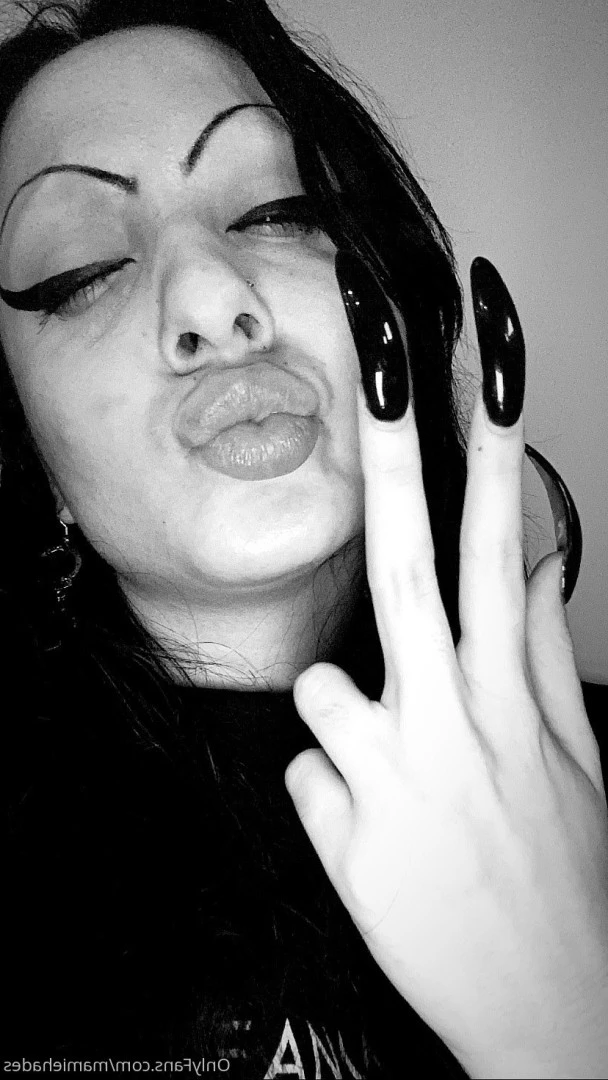 🖤 ℳ𝒶𝓂𝒾ℯ ℋ𝒶𝒹ℯ𝓈 🖤 [ mamiehades ] Onlyfans leaked photo 8599476 on Hotleaks.tv