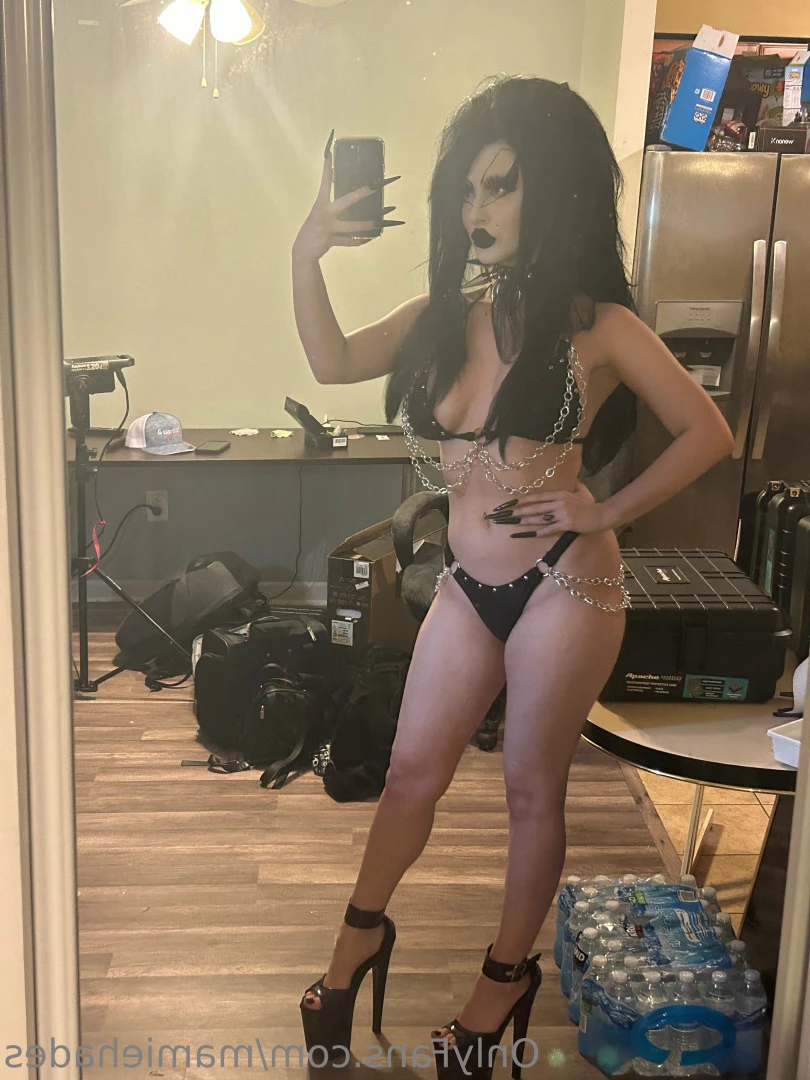 🖤 ℳ𝒶𝓂𝒾ℯ ℋ𝒶𝒹ℯ𝓈 🖤 [ mamiehades ] Onlyfans leaked photo 8600113 on Hotleaks.tv