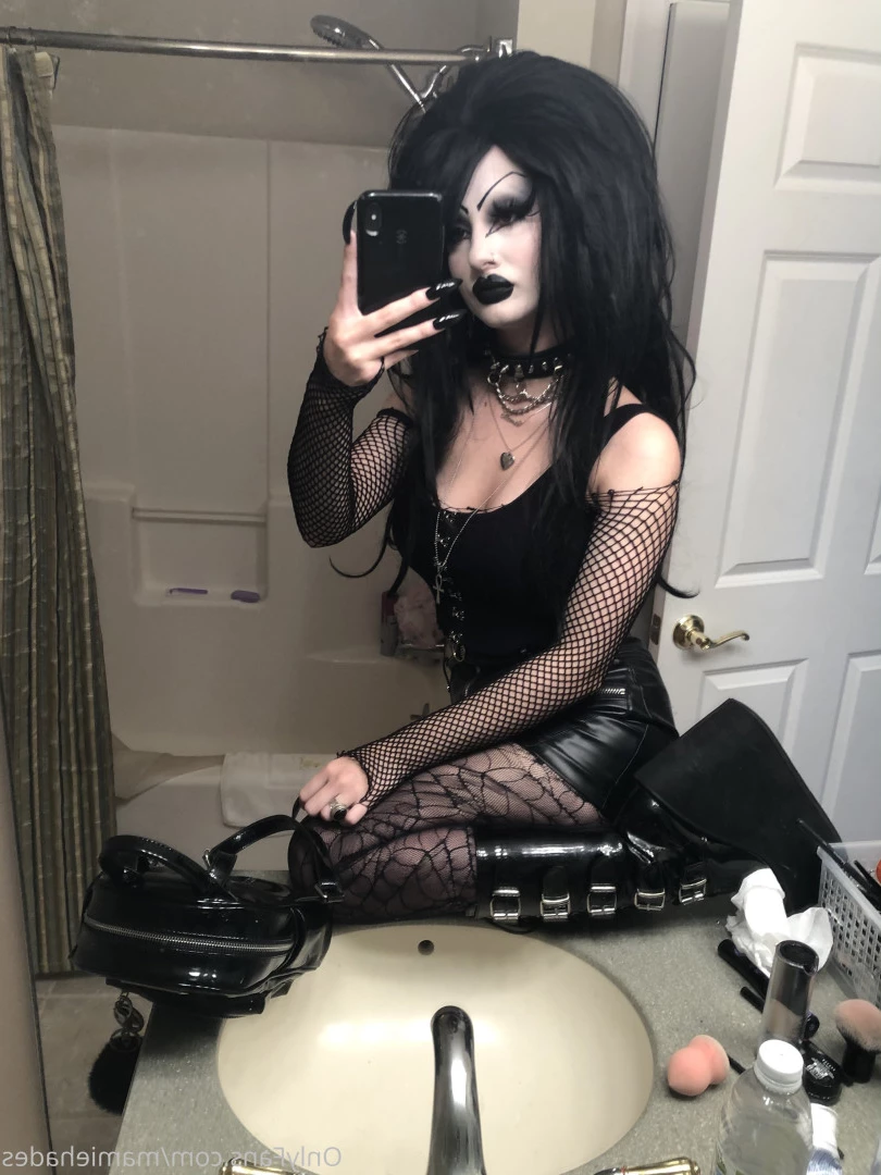 🖤 ℳ𝒶𝓂𝒾ℯ ℋ𝒶𝒹ℯ𝓈 🖤 [ mamiehades ] Onlyfans leaked photo 8601162 on Hotleaks.tv