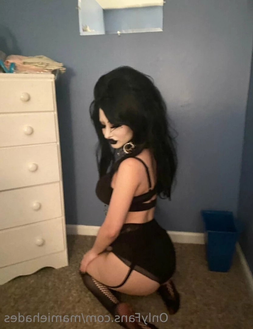 🖤 ℳ𝒶𝓂𝒾ℯ ℋ𝒶𝒹ℯ𝓈 🖤 [ mamiehades ] Onlyfans leaked photo 8602947 on Hotleaks.tv