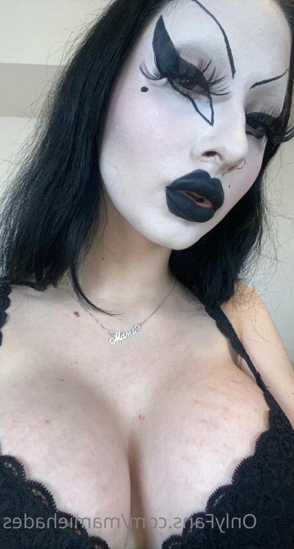 🖤 ℳ𝒶𝓂𝒾ℯ ℋ𝒶𝒹ℯ𝓈 🖤 [ mamiehades ] Onlyfans leaked photo 8603336 on Hotleaks.tv