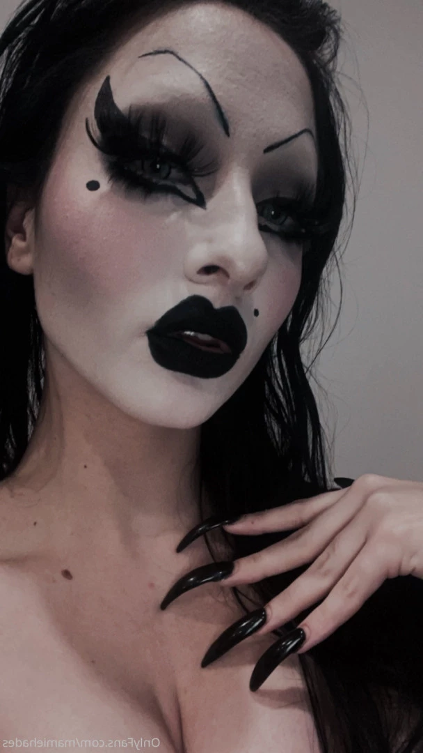 🖤 ℳ𝒶𝓂𝒾ℯ ℋ𝒶𝒹ℯ𝓈 🖤 [ mamiehades ] Onlyfans leaked photo 8604006 on Hotleaks.tv