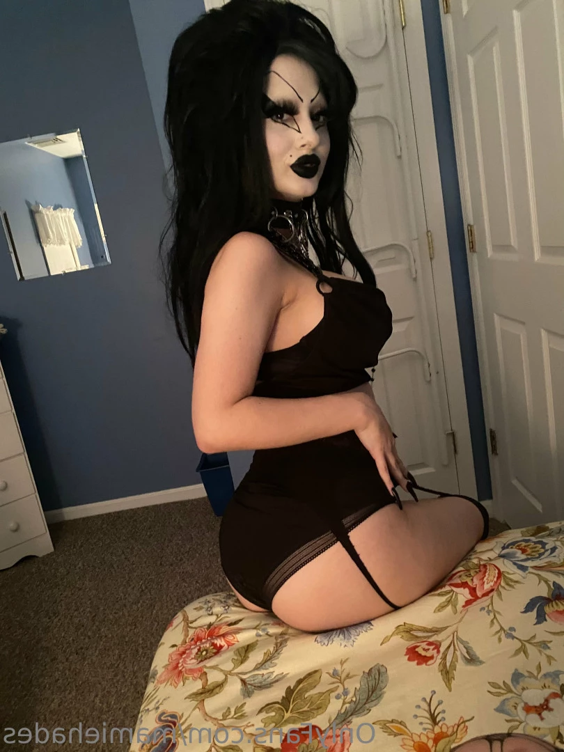 🖤 ℳ𝒶𝓂𝒾ℯ ℋ𝒶𝒹ℯ𝓈 🖤 [ mamiehades ] Onlyfans leaked photo 8604847 on Hotleaks.tv