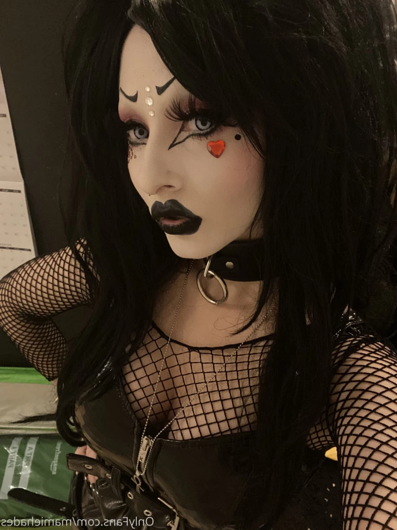 🖤 ℳ𝒶𝓂𝒾ℯ ℋ𝒶𝒹ℯ𝓈 🖤 [ mamiehades ] Onlyfans leaked photo 8605005 on Hotleaks.tv
