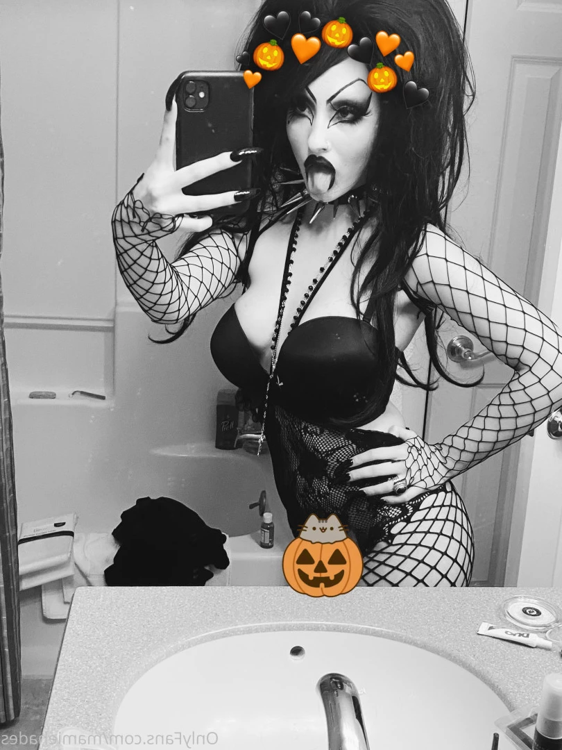 🖤 ℳ𝒶𝓂𝒾ℯ ℋ𝒶𝒹ℯ𝓈 🖤 [ mamiehades ] Onlyfans leaked photo 8605516 on Hotleaks.tv