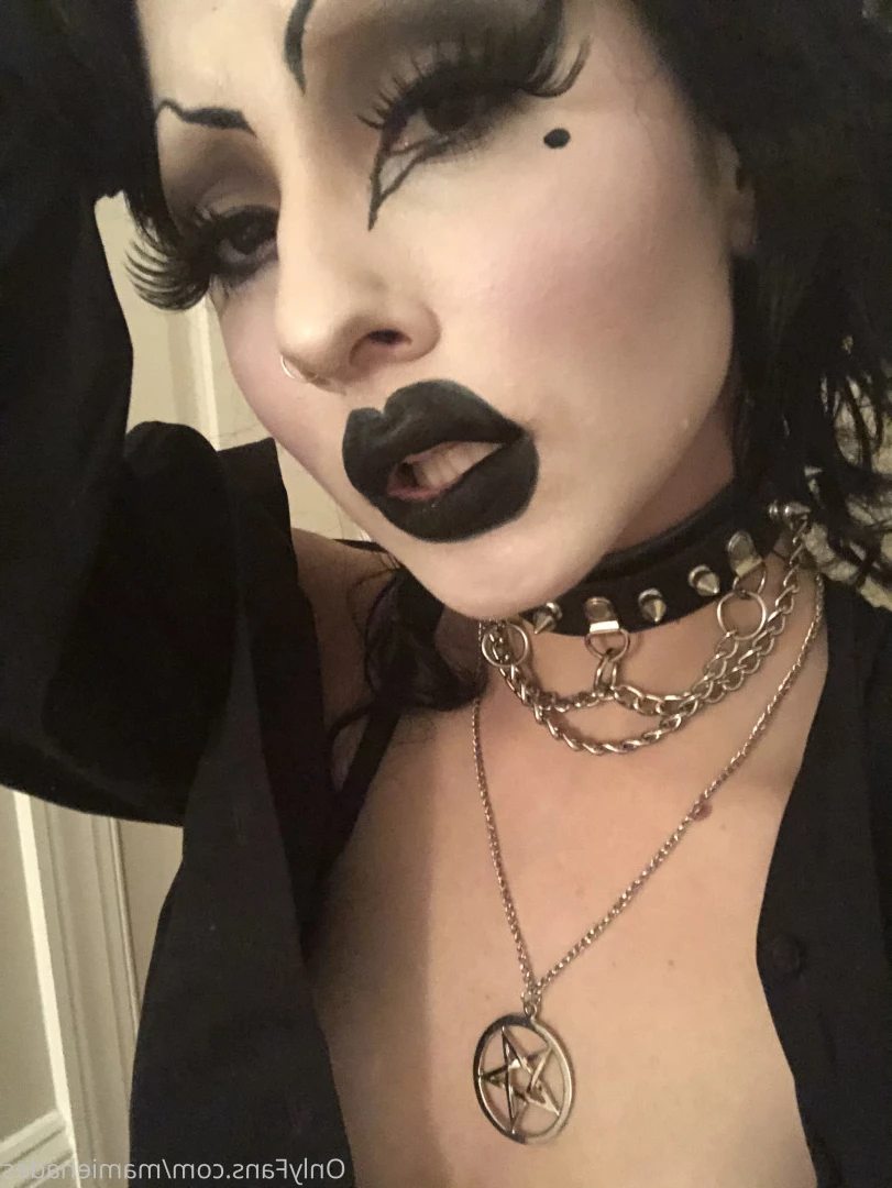 🖤 ℳ𝒶𝓂𝒾ℯ ℋ𝒶𝒹ℯ𝓈 🖤 [ mamiehades ] Onlyfans leaked photo 8605537 on Hotleaks.tv