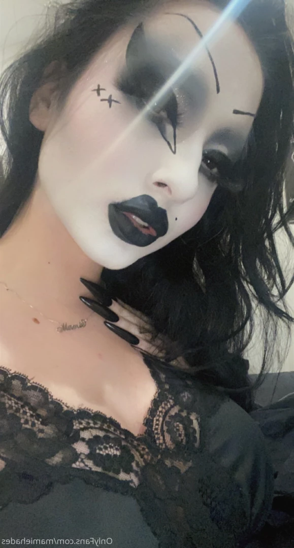 🖤 ℳ𝒶𝓂𝒾ℯ ℋ𝒶𝒹ℯ𝓈 🖤 [ mamiehades ] Onlyfans leaked photo 8605674 on Hotleaks.tv