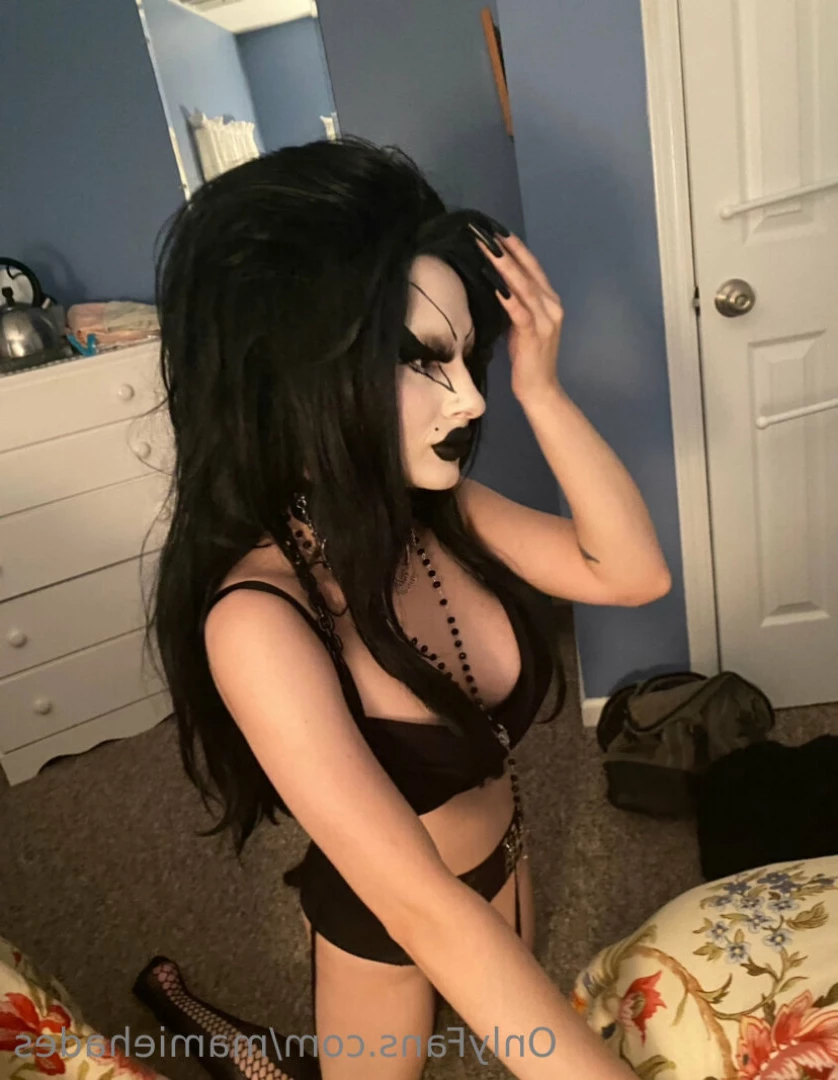 🖤 ℳ𝒶𝓂𝒾ℯ ℋ𝒶𝒹ℯ𝓈 🖤 [ mamiehades ] Onlyfans leaked photo 8606994 on Hotleaks.tv
