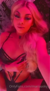 Mariaa Skyy [ mariaaskyy ] Onlyfans leaked video 10274170 on Hotleaks.tv