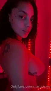 Mariaa Skyy [ mariaaskyy ] Onlyfans leaked video 10274363 on Hotleaks.tv