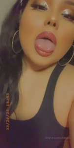 10271136