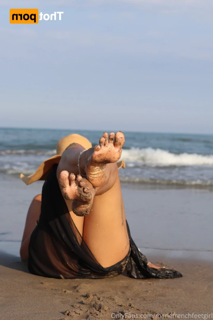 mariefrenchfeetgirl Onlyfans leaked photo 13608108 on Hotleaks.tv