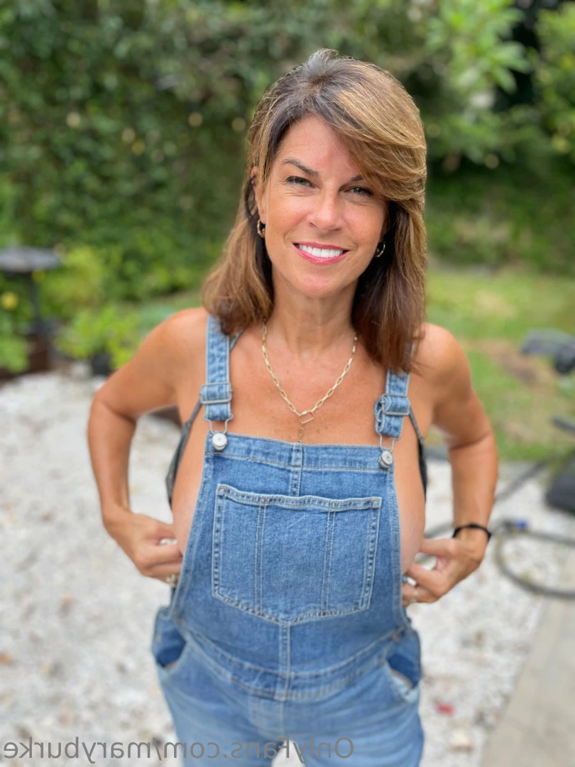 Mary Burke [ maryburke ] Onlyfans leaked photo 8253552 on Hotleaks.tv