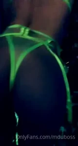 10261753