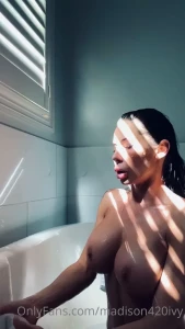 Madison Ivy [ madison420ivy ] Onlyfans leaked video 10733900 on Hotleaks.tv