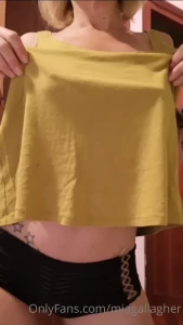 10258102