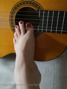 15150929