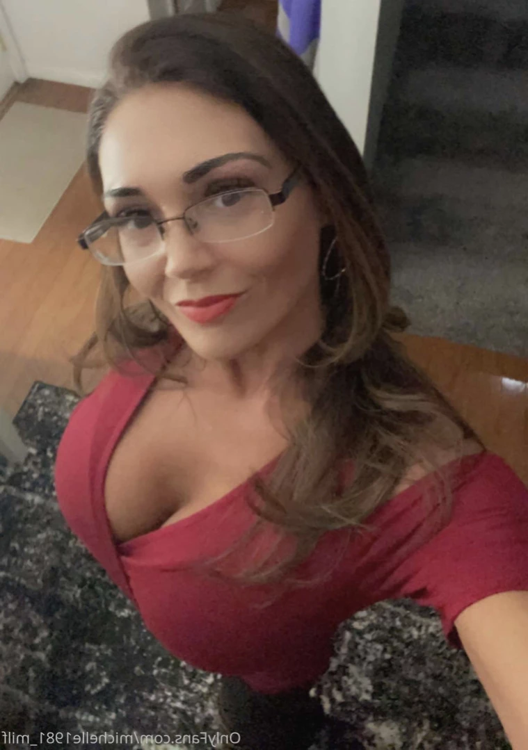 American 🇺🇸 M I L F 🫦 [ michelle1981_milf ] Onlyfans leaked photo 11509853 on Hotleaks.tv