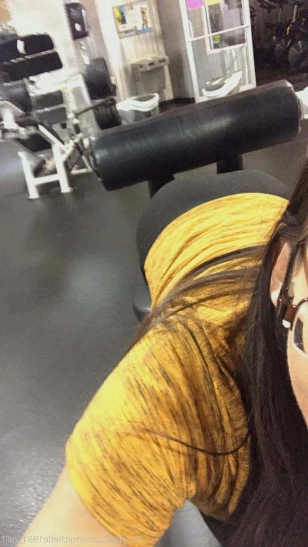 American 🇺🇸 M I L F 🫦 [ michelle1981_milf ] Onlyfans leaked photo 11540573 on Hotleaks.tv