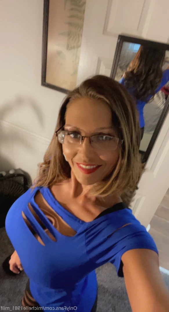 American 🇺🇸 M I L F 🫦 [ michelle1981_milf ] Onlyfans leaked photo 13169725 on Hotleaks.tv