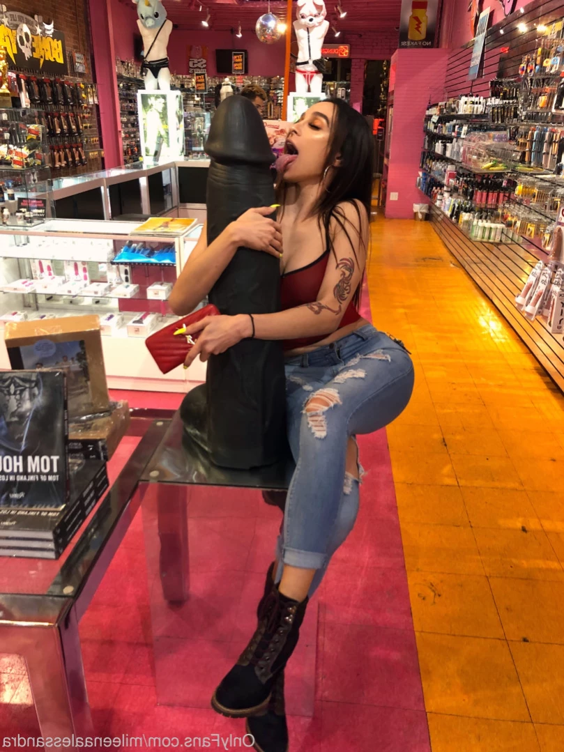 mileenaalessandra Onlyfans leaked photo 11515267 on Hotleaks.tv